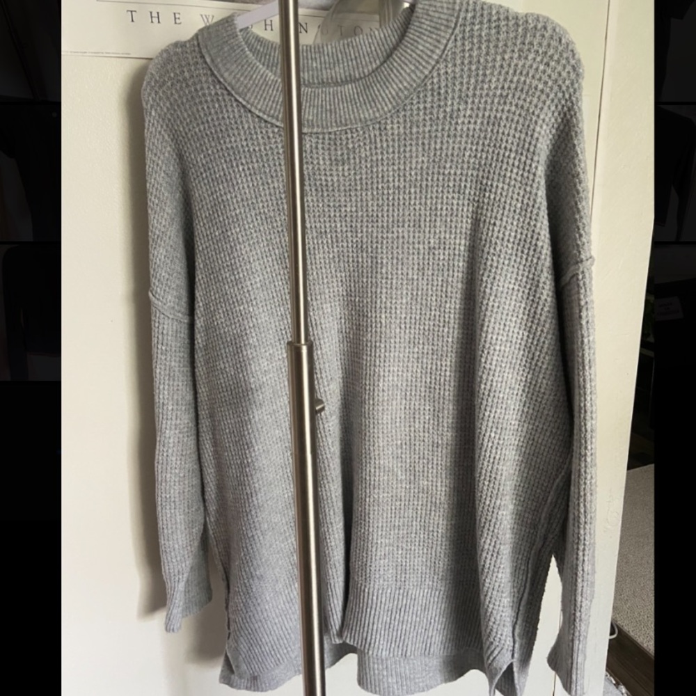 Aerie light Grey high-neck knit sweater